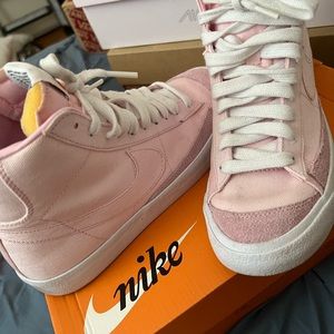 Blazer Mid ‘77 VNTG W